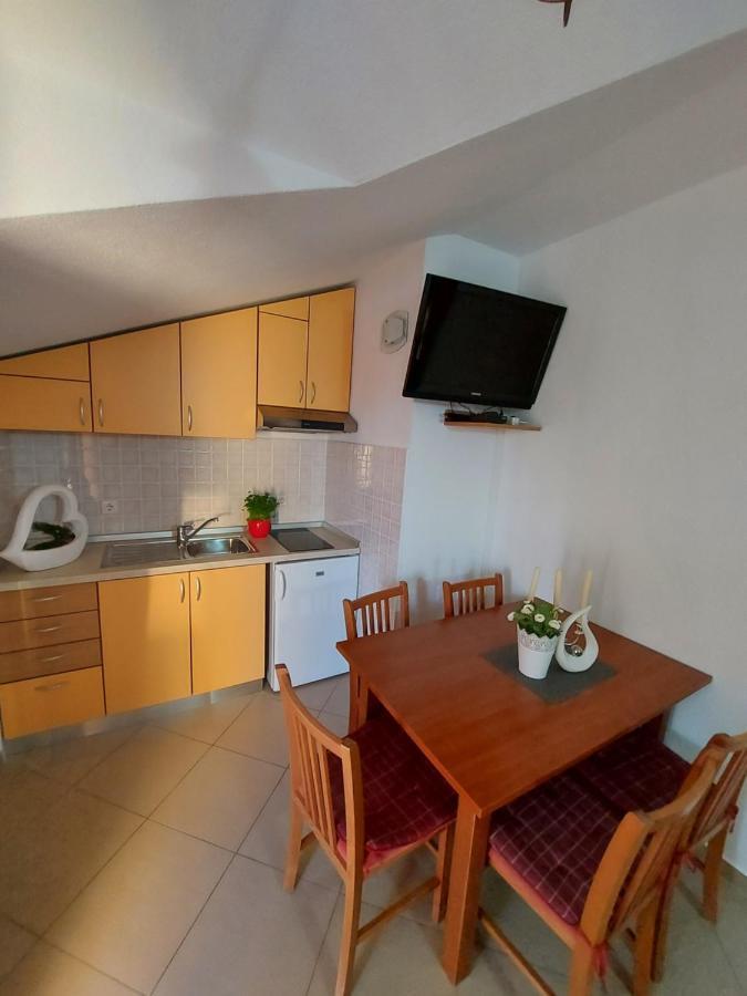Guest House As Vodice Esterno foto
