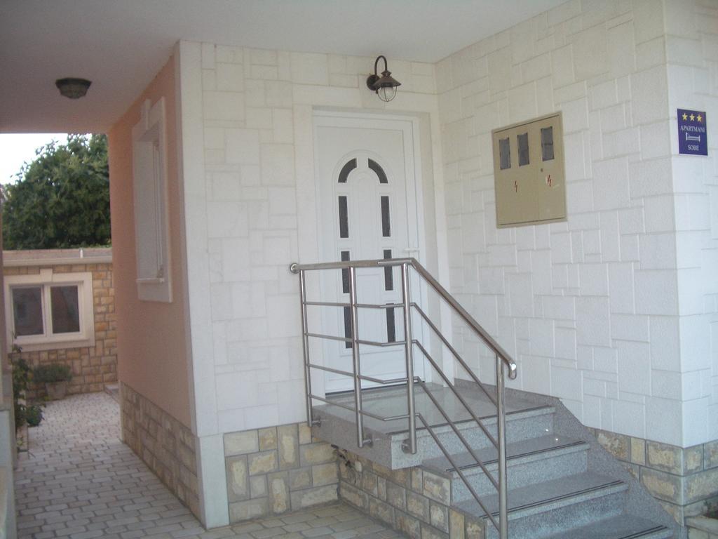 Guest House As Vodice Esterno foto