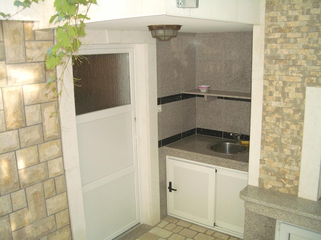 Guest House As Vodice Esterno foto