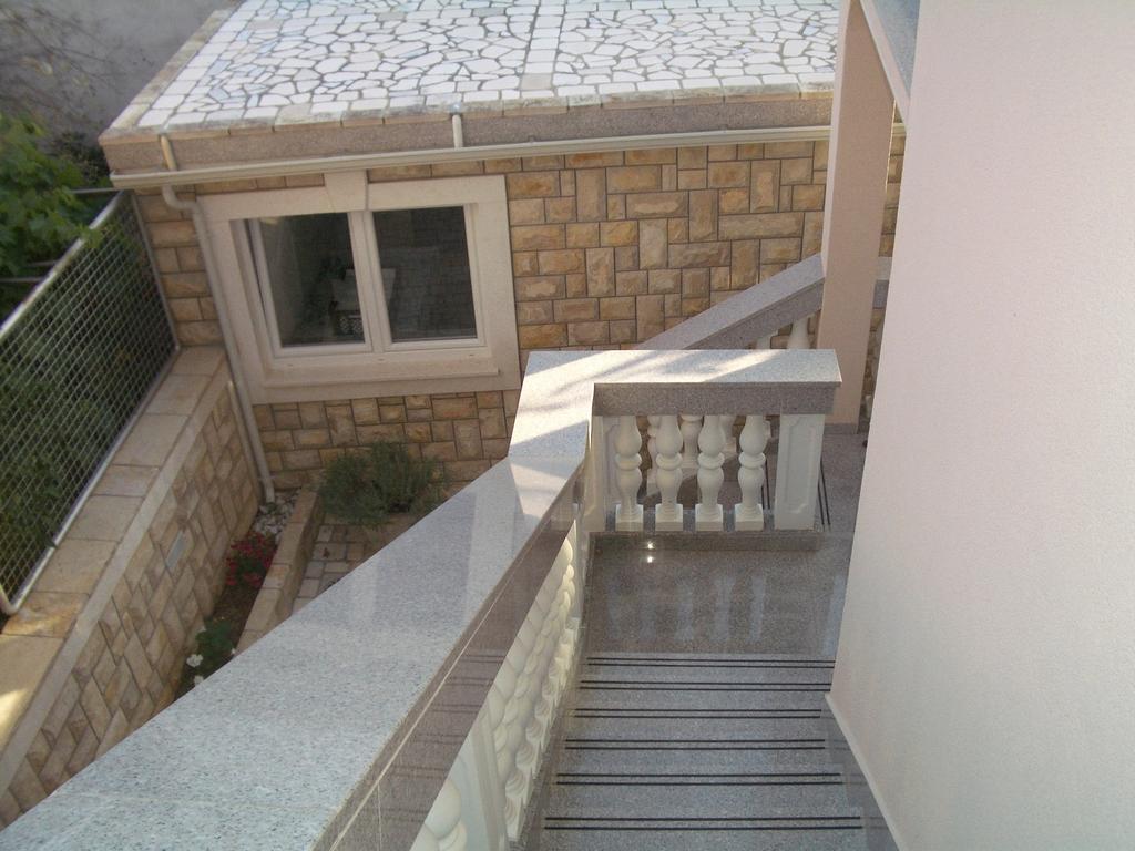 Guest House As Vodice Esterno foto
