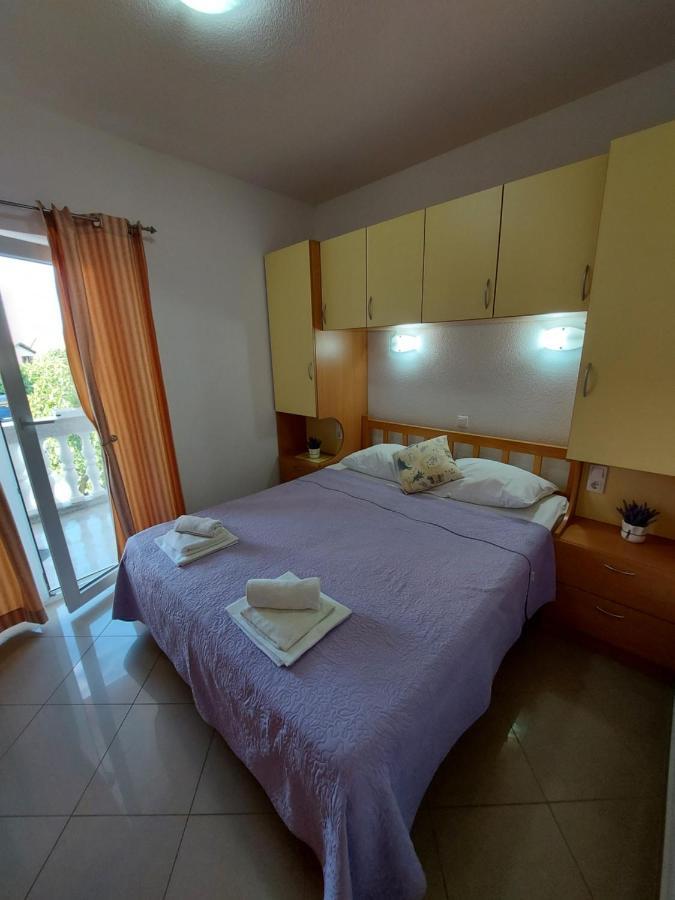 Guest House As Vodice Esterno foto