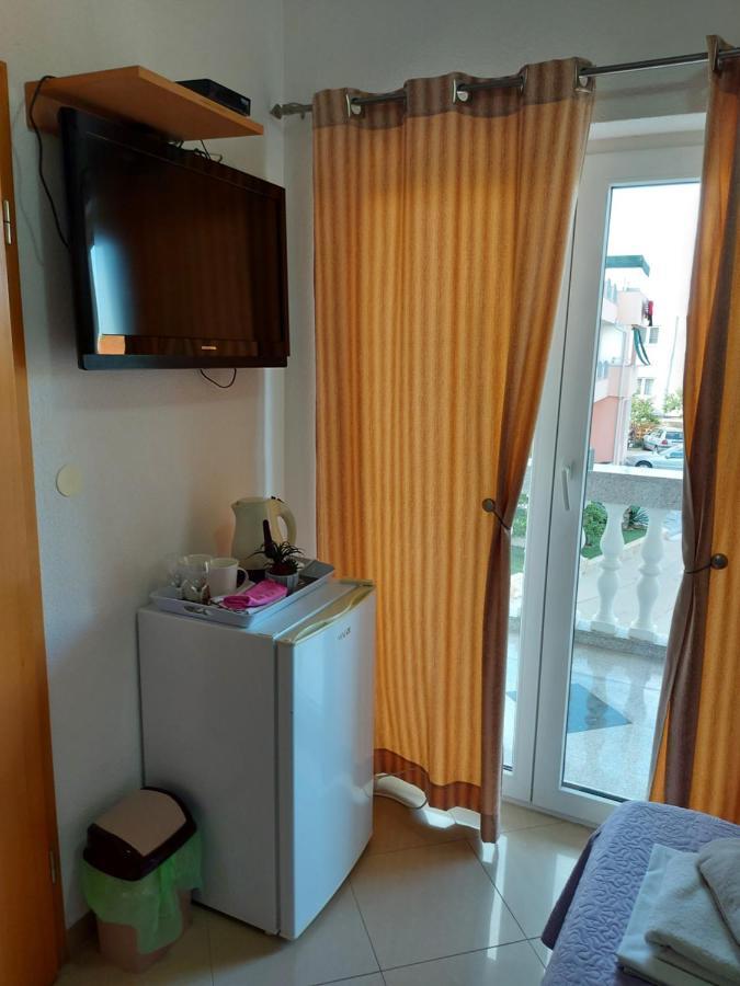 Guest House As Vodice Esterno foto