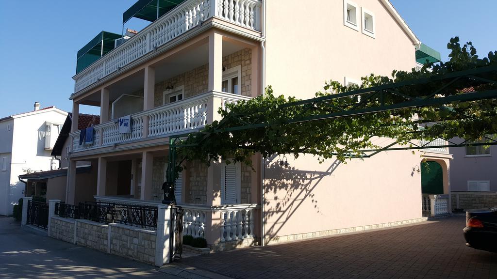 Guest House As Vodice Esterno foto
